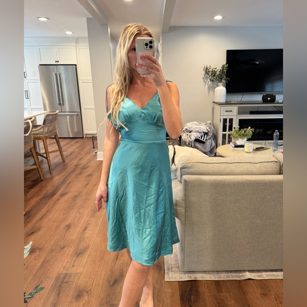 Ann Taylor 100% silk dress size 0